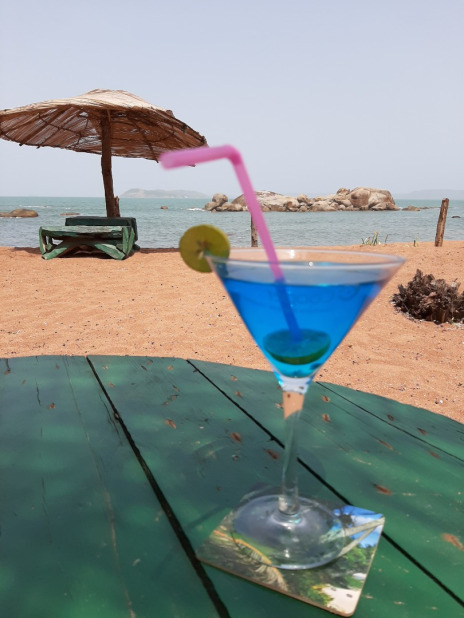 Notre Cocktail local KOUNKI à base de vin de palm